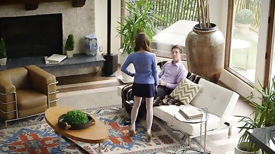 Кавалер сочно лижет анус перед тем как чпокнуть его