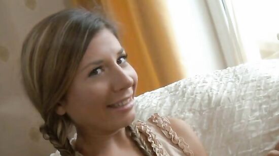 Связал русскую девку, закрыл рот и довел пару раз до сумасшедшего оргазма