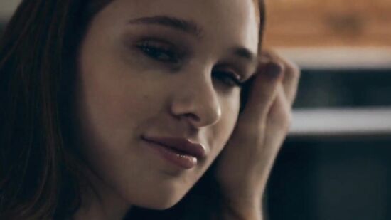 Рыжая девушка трахается с соседом по жесткому пока мужа нет дома