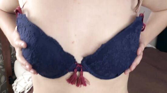 Решила больше не брить киску, когда поняла что волосатые парней возбуждают больше