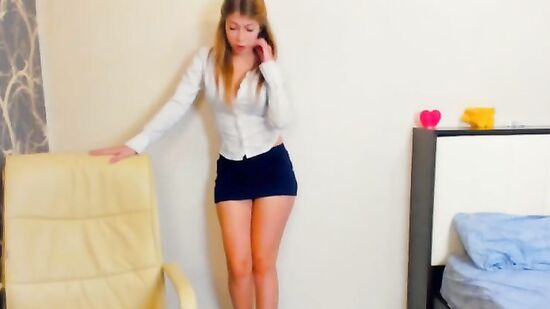 Ролевая игра с русской молодой в домашнем порно видео от первого лица