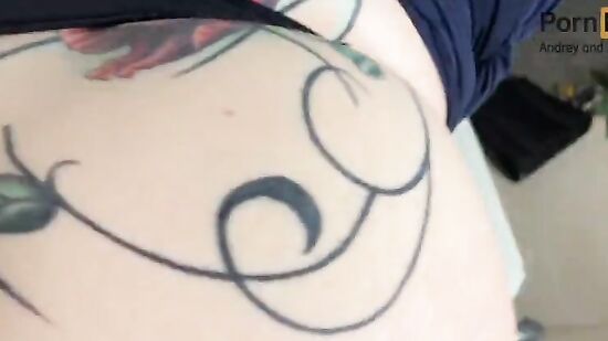 Возбужденная русская мачеха вернулась домой после корпоратива и захотела секса