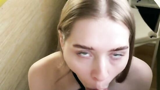 Захотела попить кофе, а сливки закончились...