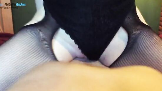 Жена красиво встретила любимого мужа после работы