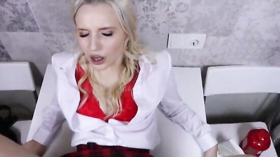 Зашел в гости к девушке друга, когда его не было дома и классно потрахался с ней