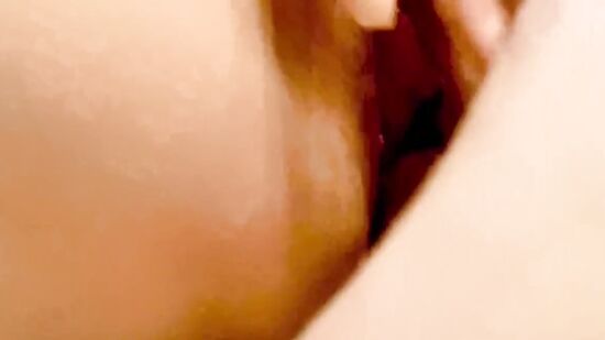 Похотливая секретарша соблазняет начальника на секс