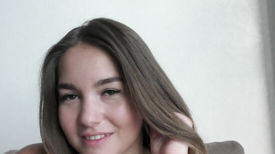 Моя подружка настоящая шлюшка - всегда готова отсосать за деньги