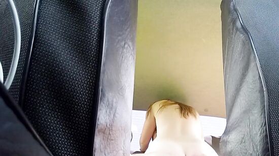 Реальный секс в машине с русской девушкой из Тиндера