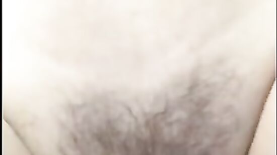 Русская женщина разрешила кончить в рот за подарок