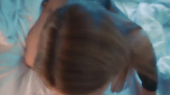 Знакомство с девушкой из Тиндера закончилась сексом в моей постели