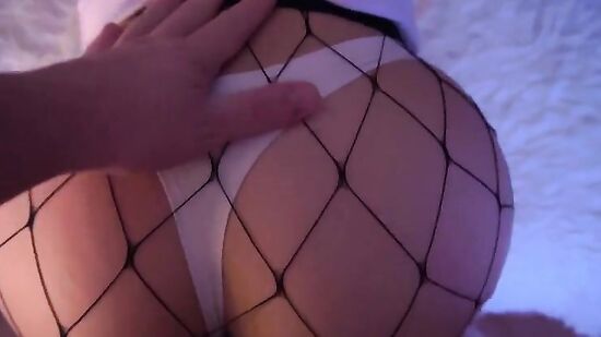 Села киской на член и дала кончить в неё