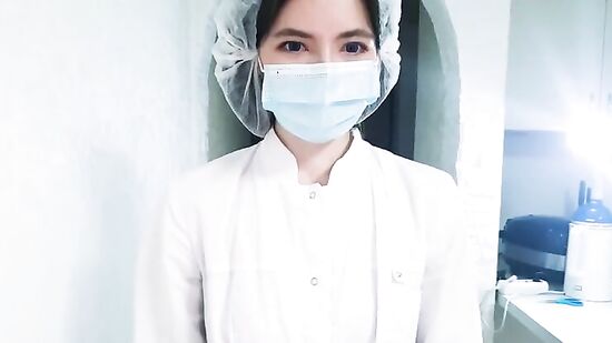 Может, я вас смущаю? Вы стесняетесь меня?