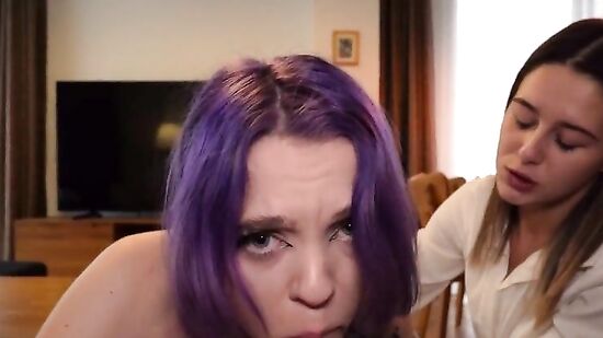 Обменялись спермой с ротика в ротик, вот это секс от первого лица...