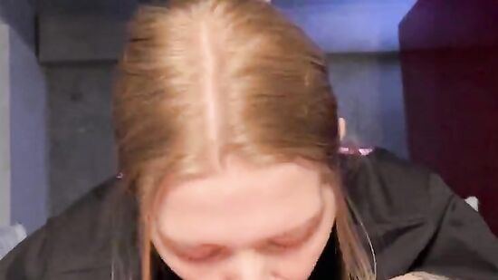 Это что за пятно на футболке? - ..Эммм - это мороженое!