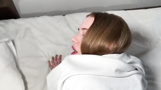 Классное порно русской парочки снятое на телефон от первого лица