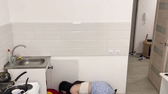 Вызвала мастера и изменила мужу, когда он был на работе