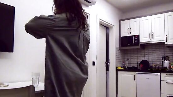 Бывшая пригласила в гости, когда захотела секса