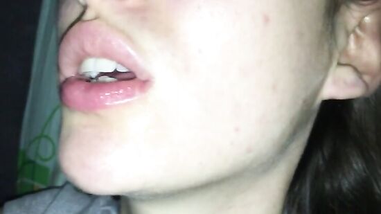 А где Андрей? - Он скоро вернется, проходи! _ Девушка шлюшка изменила парню у него за спиной!