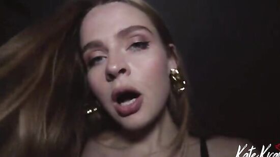 Получила много спермы в киску, после жесткого секса с другом