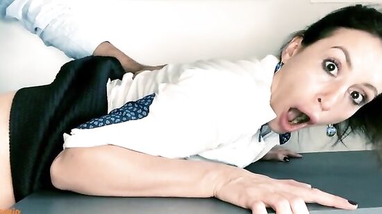 Секретарша изменяет мужу с красивым членом босса