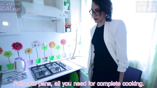 Пришел посмотреть квартиру, а за одно трахнул риэлторшу