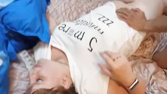 Что тебе надо от меня? Отстань! - Русский парень пристает к толстушке..