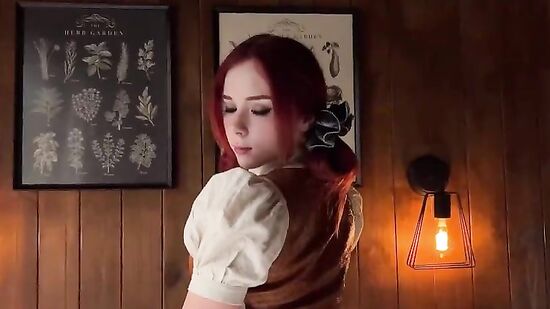 Трисс Мериголд делает глубокий минет и получает сперму на пышную попу