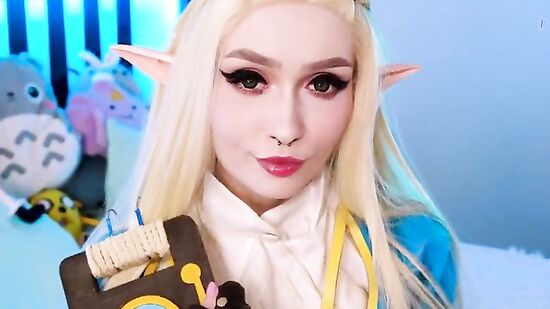 Зельда больше не может терпеть и хочет твердого члена в мокрую-розовую киску