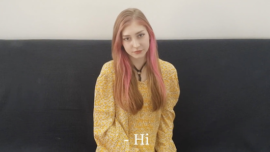 Русская девушка пришла на свой самый первый порно кастинг