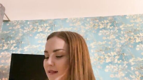 Предложил девушке сыграть в игру, а потом трахнул