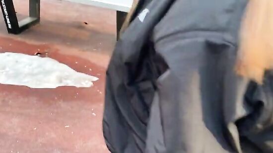 Предложил девушке сыграть в игру, а потом трахнул