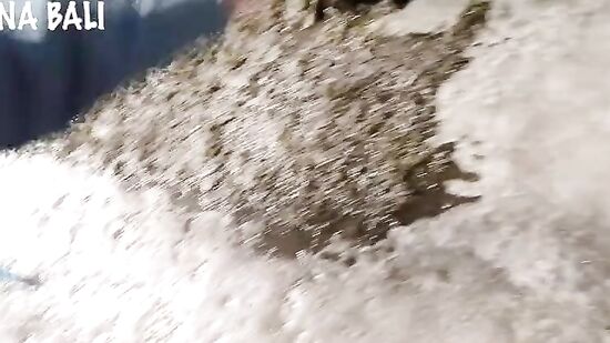 Купила самокат и сразу же заехала на нем в случайного прохожего