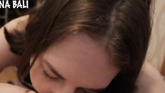 Купила самокат и сразу же заехала на нем в случайного прохожего