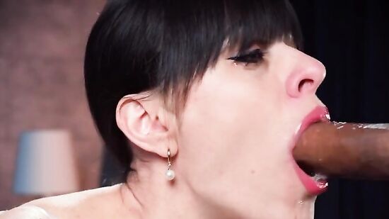 Что может быть лучше, чем трахать жену в анал и заливать его спермой?