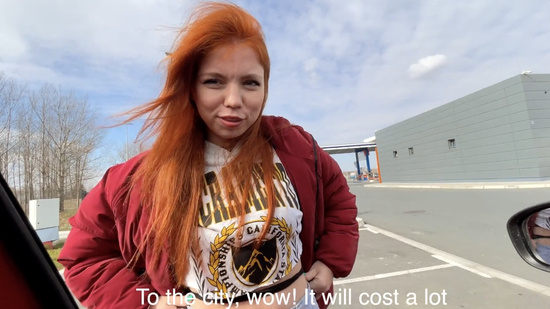 Попросила парня подвезти её до соседнего города, а за поездку расплатилась минетом