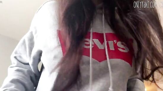 А может по дрочишь сам? Как ты умеешь? - Ха-Ха, как смешно!