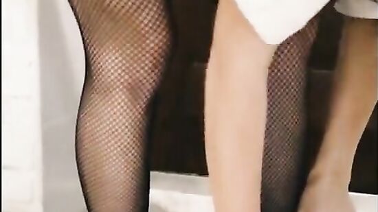 Пригласил русскую девушку на фотосессию и развел на секс