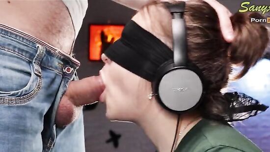 Игра, угадай что это! - Моя лучшая подруга пробует разное мороженное на вкус!