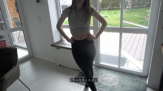 А ты что здесь делаешь? - Ничего.. - Ты думаешь, я не заметила??