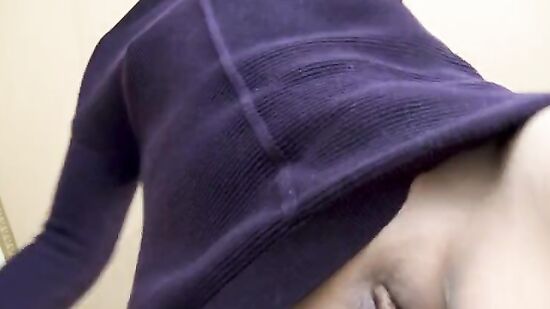 Поцелуй мою кису! Хочешь поласкать меня? Хочешь!... НУ ведь хочешь правда же а?