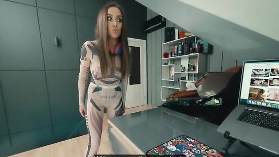 Стримерша и хейтер - Ты что охренел? - А ты что думала??