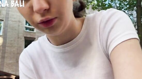 Давайте пойдем ко мне, ну а там я Вас отблагодарю!