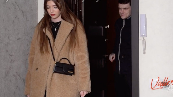 Изменяю с другим, у парня за спиной