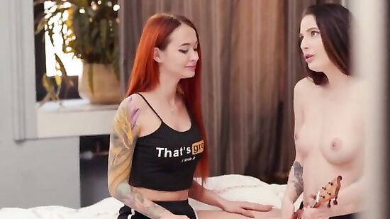 Секс на завтрак со сводными сестрами - красотками