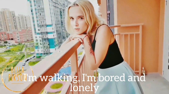 С виду скромная соседка изменяет мужу, пока он на работе