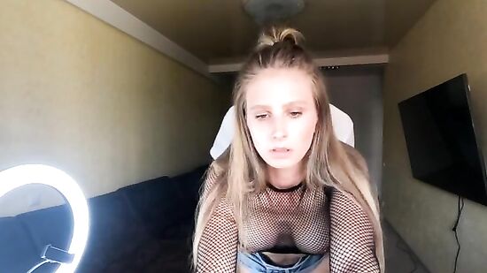 Не могу оторваться от Инстаграма, даже во время секса