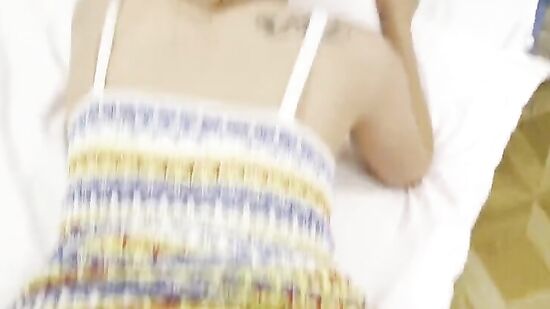 Я знаю, что ты изменяешь отцу.. - Ты серьезно? - Да, я на полном серьезе!...