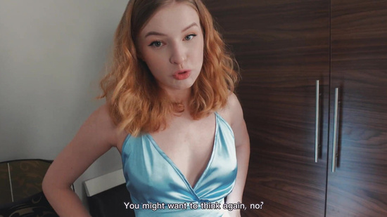 Сводная сестра притворяется, что она застряла, чтобы Саша трахнул ее