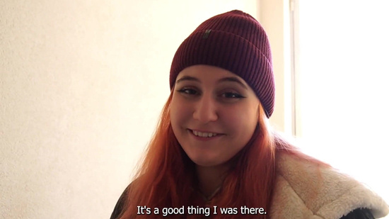 Минет в подьезде после сигаретки