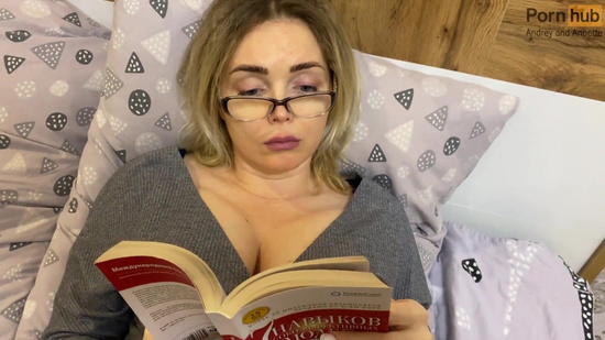 Покажи, что у тебя там.. - Ну мне некогда...